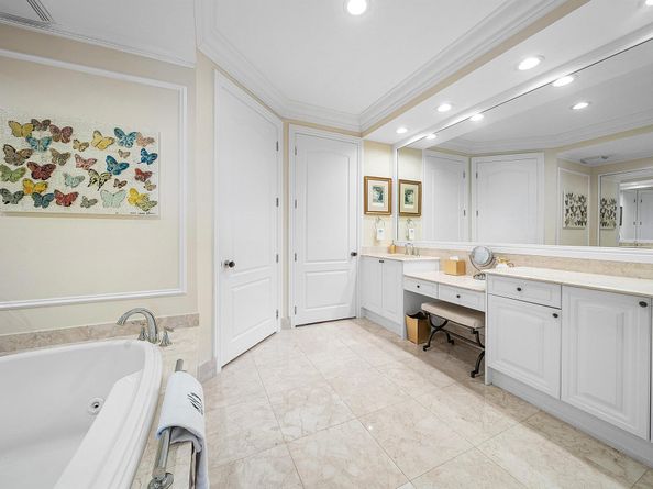 201 S Narcissus Avenue 1002, West Palm Beach FL 33401