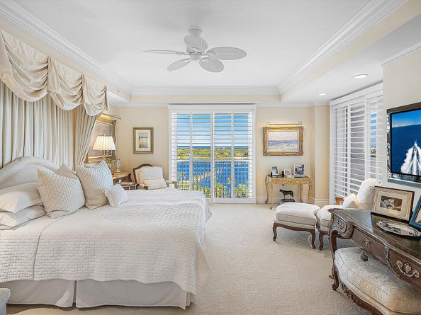 201 S Narcissus Avenue 1002, West Palm Beach FL 33401