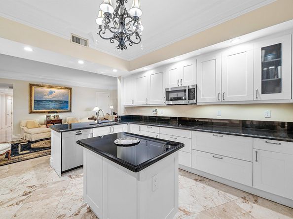 201 S Narcissus Avenue 1002, West Palm Beach FL 33401