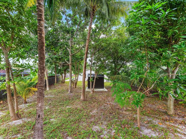 608 SE 2nd Avenue, Delray Beach FL 33483