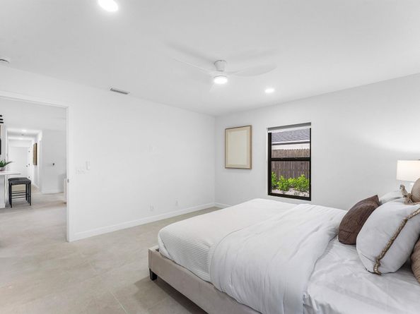 608 SE 2nd Avenue, Delray Beach FL 33483