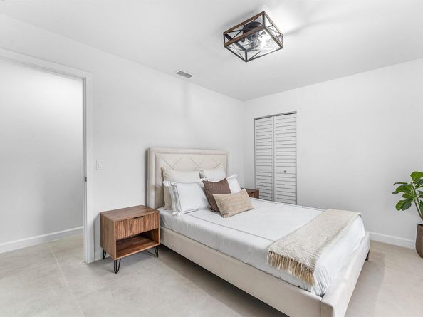 608 SE 2nd Avenue, Delray Beach FL 33483