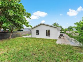 608 SE 2nd Avenue, Delray Beach FL 33483