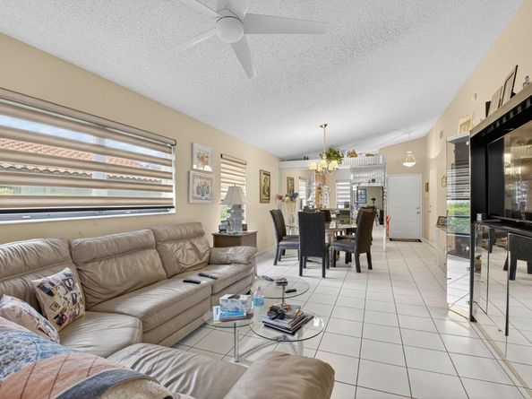 6234 Pointe Regal Circle, Delray Beach FL 33484