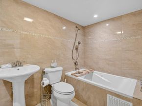 2816 N 46th Avenue J682, Hollywood FL 33021