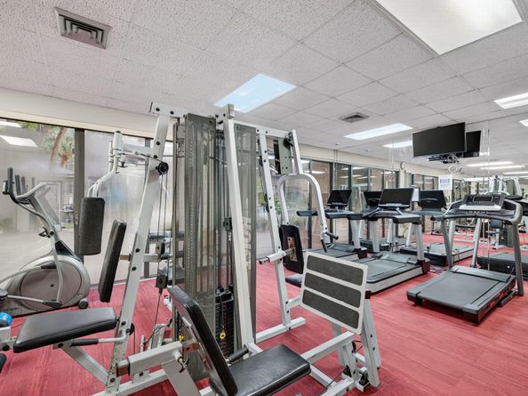 2816 N 46th Avenue J682, Hollywood FL 33021