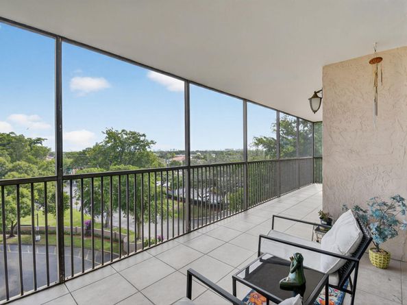 2816 N 46th Avenue J682, Hollywood FL 33021