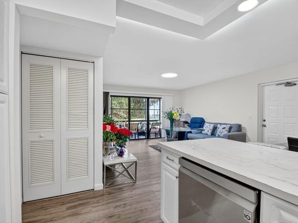 1009 Green Pine Boulevard F1, West Palm Beach FL 33409