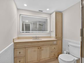 1040 Banyan Road 3050, Boca Raton FL 33432