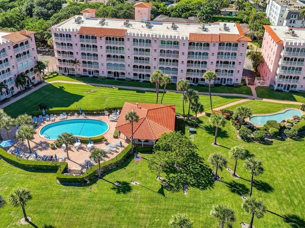 1040 Banyan Road 3050, Boca Raton FL 33432