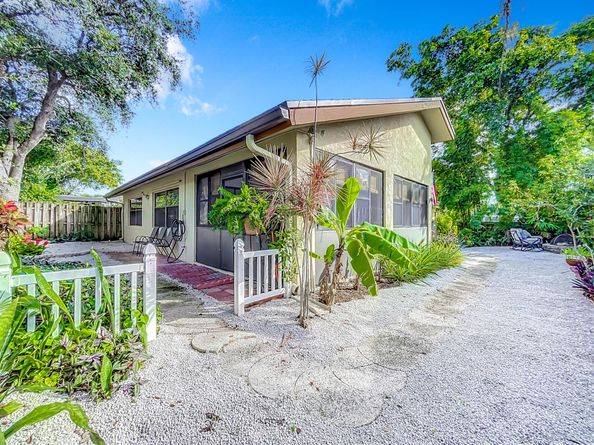 56 Baytree Circle, Boynton Beach FL 33436