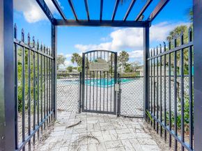 56 Baytree Circle, Boynton Beach FL 33436