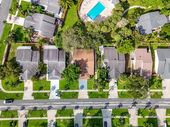 56 Baytree Circle, Boynton Beach FL 33436