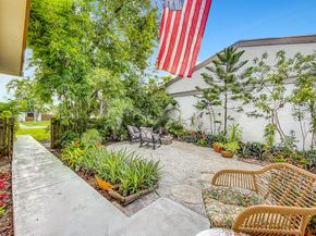 56 Baytree Circle, Boynton Beach FL 33436