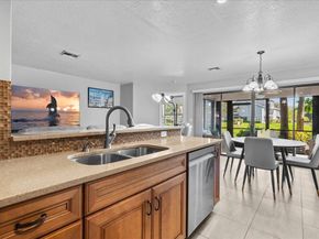 400 Crosswinds Drive B1, Greenacres FL 33413