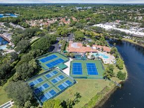 400 Crosswinds Drive B1, Greenacres FL 33413