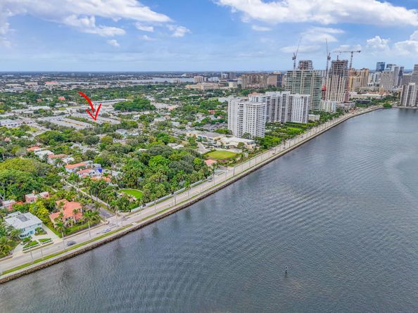 316 N Bromeliad, West Palm Beach FL 33401