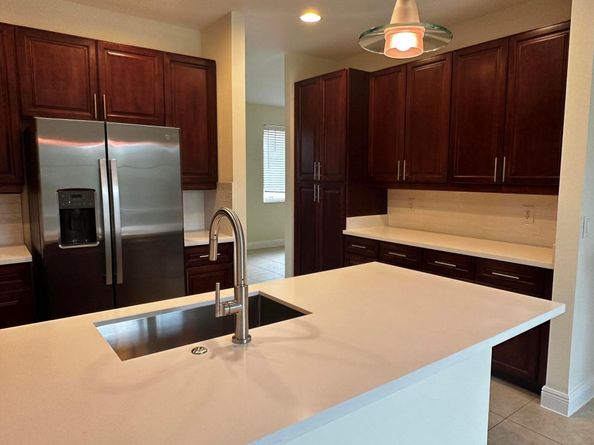 565 NW 35th Lane, Boca Raton FL 33431