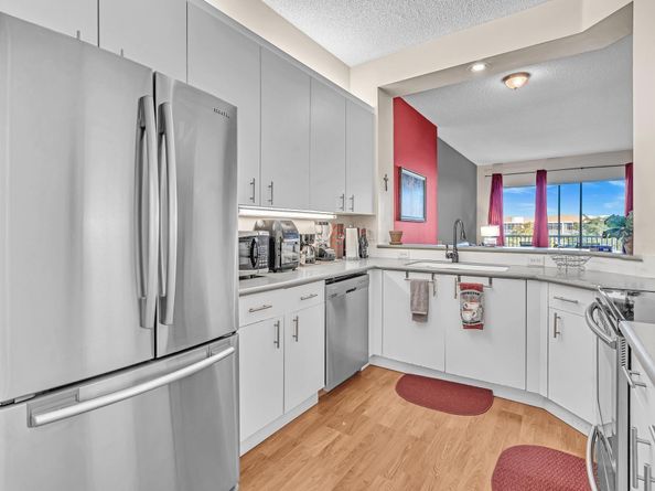 7802 Trent Dr 406, Fort Lauderdale FL 33321