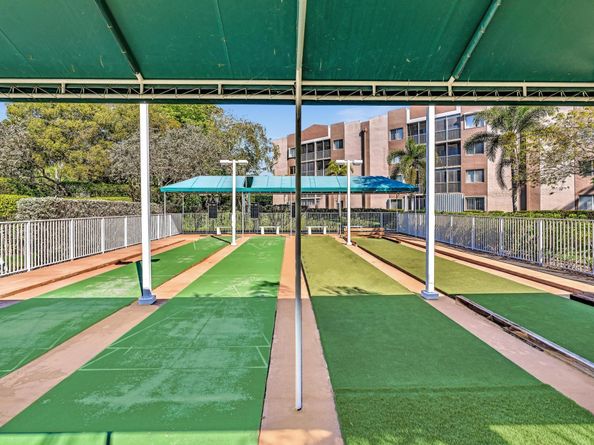 7802 Trent Dr 406, Fort Lauderdale FL 33321