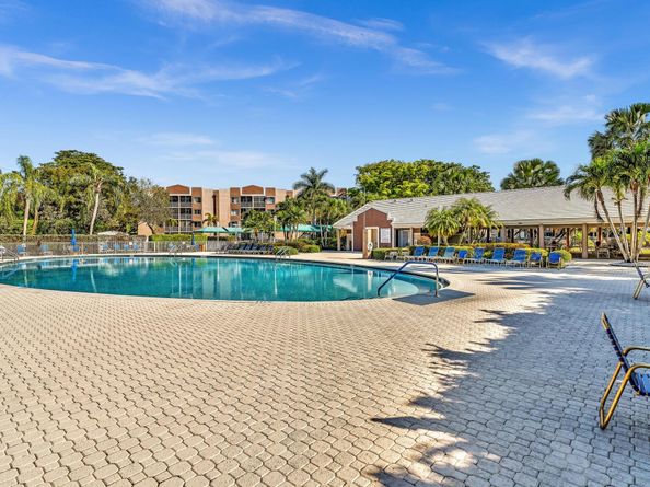 7802 Trent Dr 406, Fort Lauderdale FL 33321