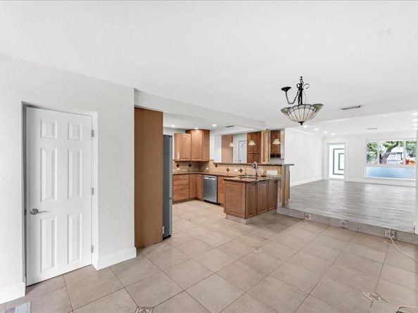 230 NE 58th St, Fort Lauderdale FL 33334