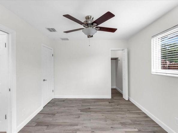 230 NE 58th St, Fort Lauderdale FL 33334