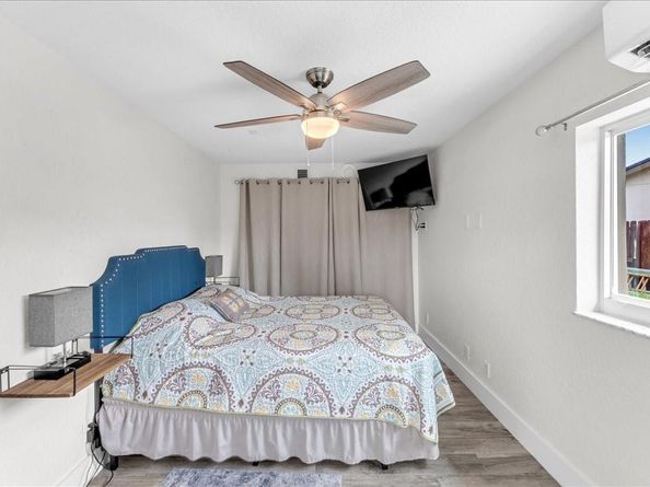 230 NE 58th St, Fort Lauderdale FL 33334