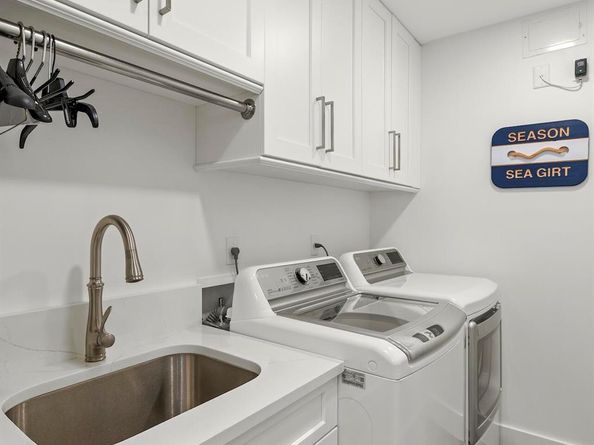 220 Eagle Drive, Jupiter FL 33477