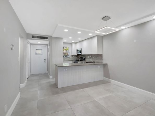 750 NE Spanish River Boulevard 103, Boca Raton FL 33431