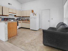 8642 SW 15th Street, Pembroke Pines FL 33025