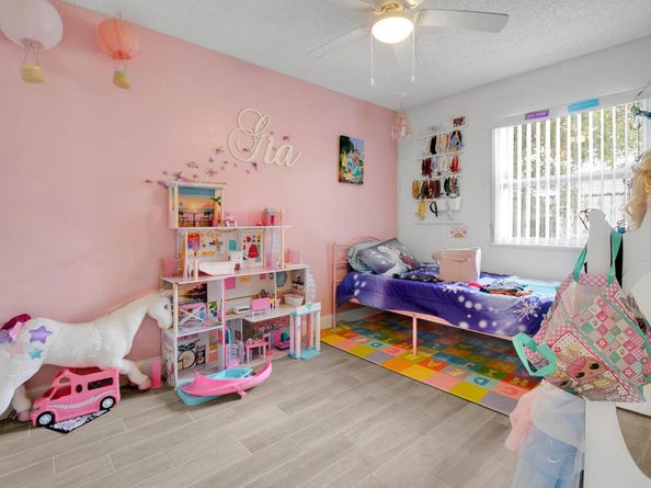 8642 SW 15th Street, Pembroke Pines FL 33025