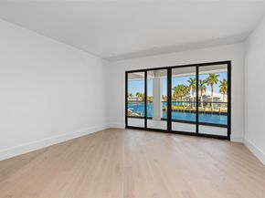 3031 NE 23rd Ct, Fort Lauderdale FL 33305