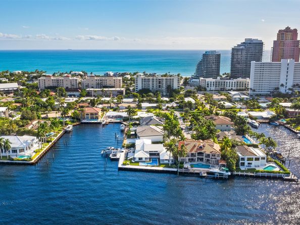 3031 NE 23rd Ct, Fort Lauderdale FL 33305