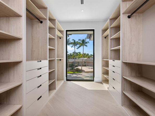 3031 NE 23rd Ct, Fort Lauderdale FL 33305