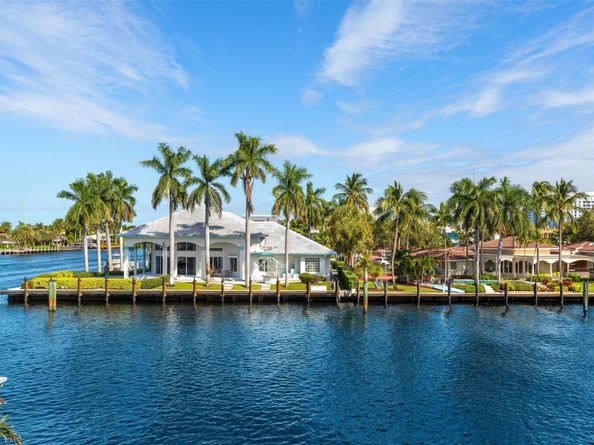 3031 NE 23rd Ct, Fort Lauderdale FL 33305