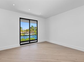 3031 NE 23rd Ct, Fort Lauderdale FL 33305