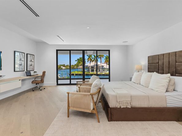 3031 NE 23rd Ct, Fort Lauderdale FL 33305