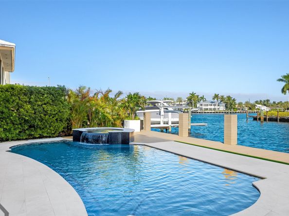 3031 NE 23rd Ct, Fort Lauderdale FL 33305