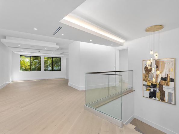 3031 NE 23rd Ct, Fort Lauderdale FL 33305