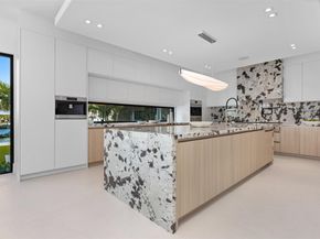 3031 NE 23rd Ct, Fort Lauderdale FL 33305