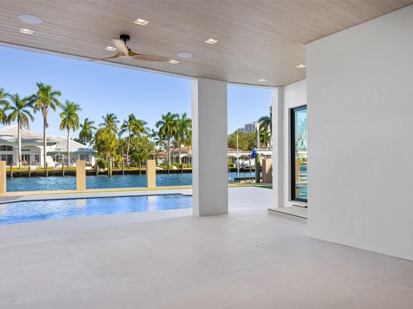 3031 NE 23rd Ct, Fort Lauderdale FL 33305