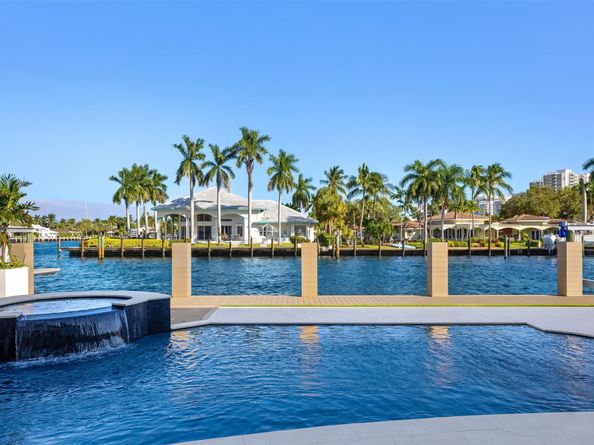 3031 NE 23rd Ct, Fort Lauderdale FL 33305