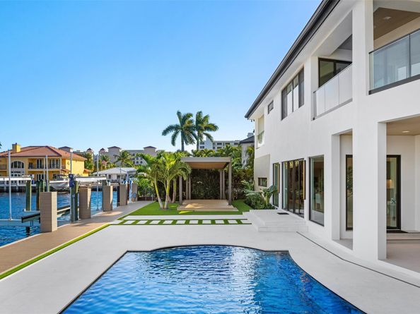 3031 NE 23rd Ct, Fort Lauderdale FL 33305