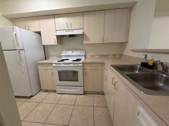 Undisclosed Address #FX-10534745, Pembroke Pines FL 33025