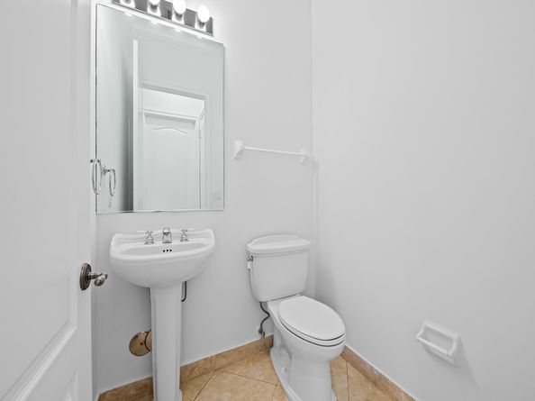 504 SE 7th St 202, Fort Lauderdale FL 33301