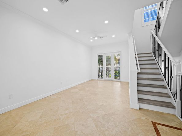 504 SE 7th St 202, Fort Lauderdale FL 33301