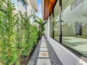 2130 S Miami Ave, Miami FL 33129