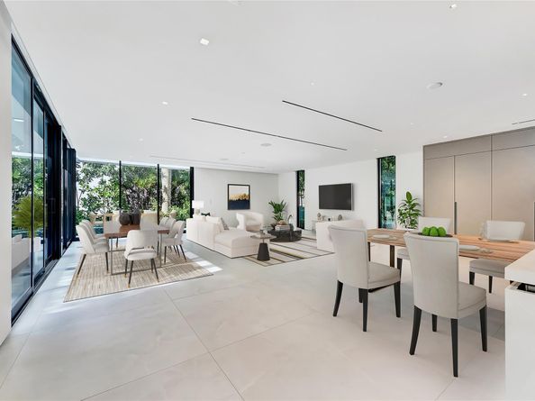 2130 S Miami Ave, Miami FL 33129