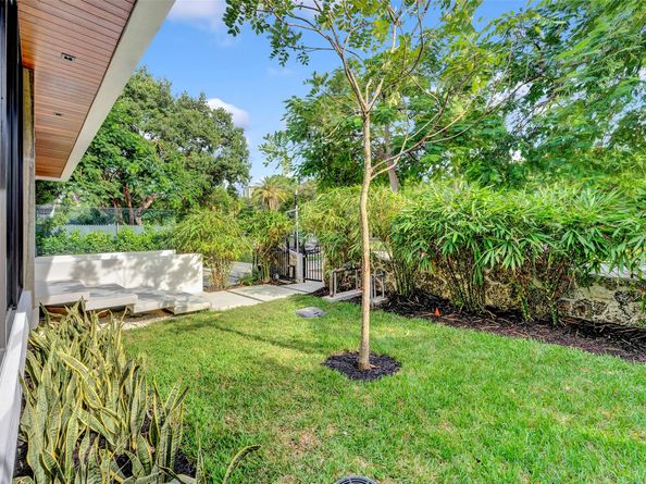 2130 S Miami Ave, Miami FL 33129